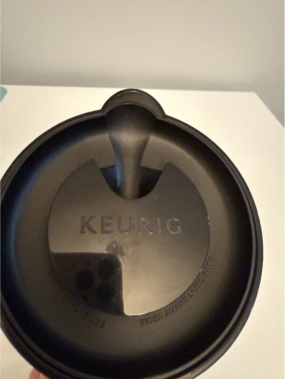KEURIG 2.0 Replacement Black Coffee Carafe Pot w/ Silver Handle 32oz with Lid